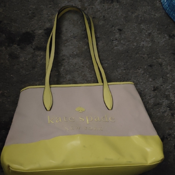 Kate Spade Street Tote Small Side Snap T Zipper Shoulder Bag In Limelight - Picture 1 of 12